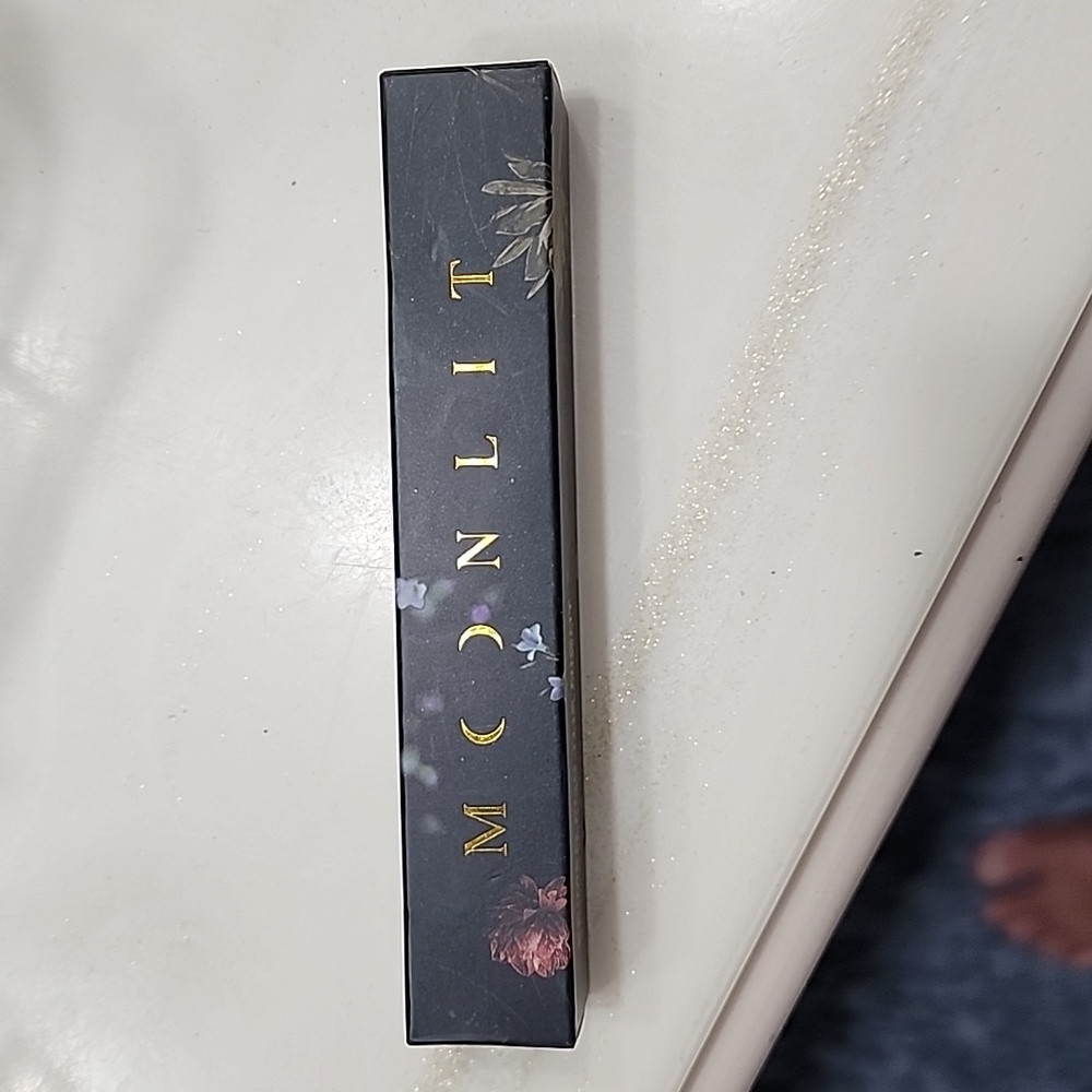 Moonlit Primed for The Night Eye Shadow Primer
